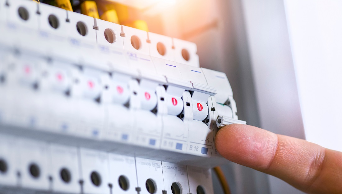 معلم كهربائي